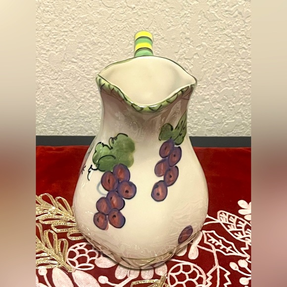 Julia Junkin  Studio Ceramic Mrs Pitcher. Made In The Philippines - Picture 5 of 9